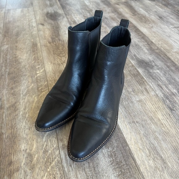 J. Crew Black Leather Chelsea Boots with Contrast Stitching - Picture 9 of 9